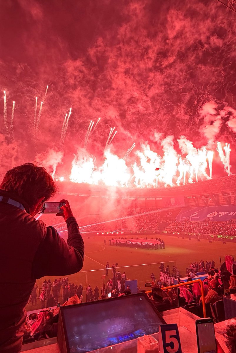 M E Hً ! tweet media