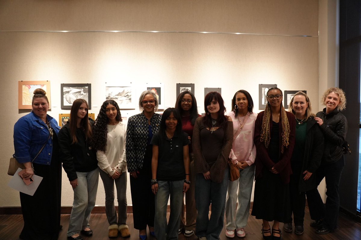 Robin Kelly tweet media