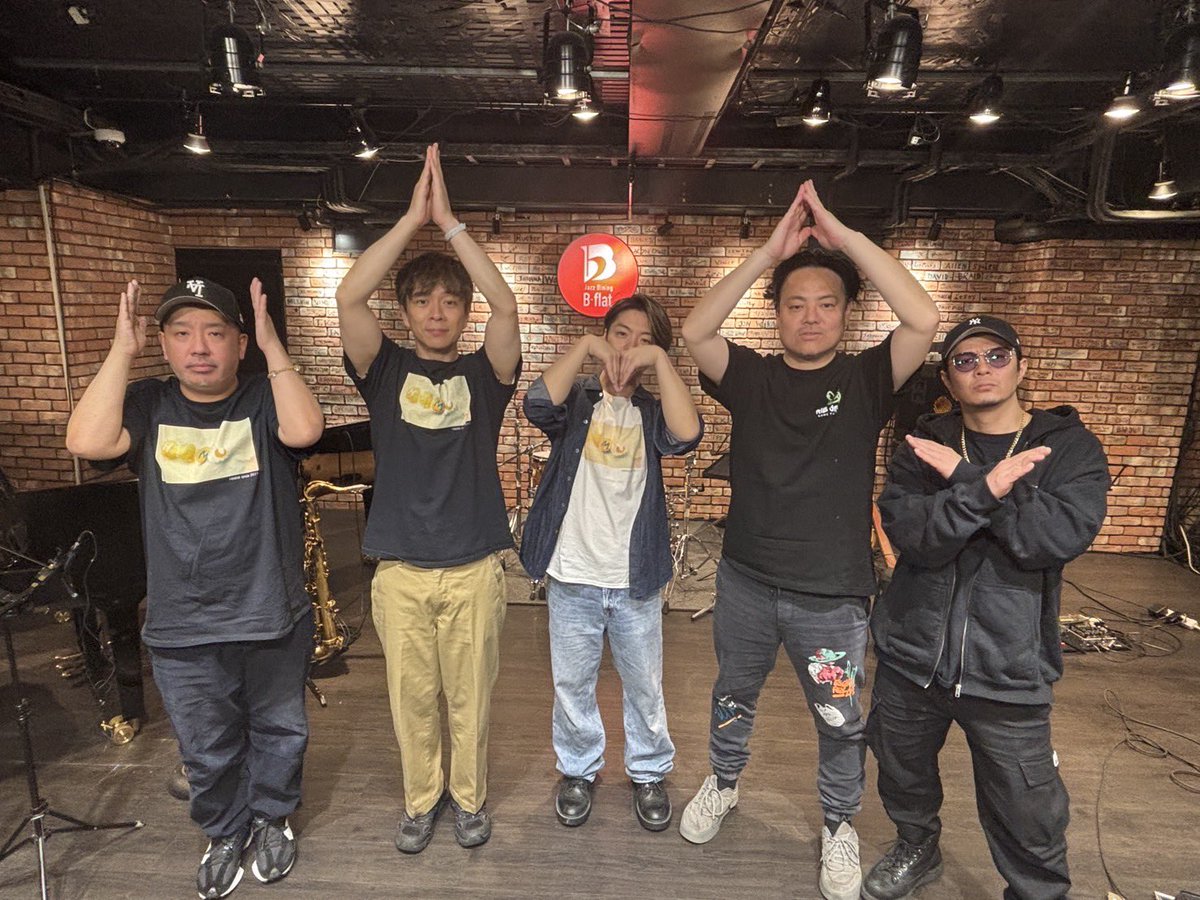mito_katsuyuki's tweet photo. 約2年ぶりのヒマックス!
今年はもっとやれるといいな^_^
HIMAXを作ったつもりなんだけど、なんかせんだみつお感 笑
#HIMAX
#庵原良司
#木島靖夫
#波田野哲也
#森多聞
#ナハナハ https://t.co/IzESvhJhmJ