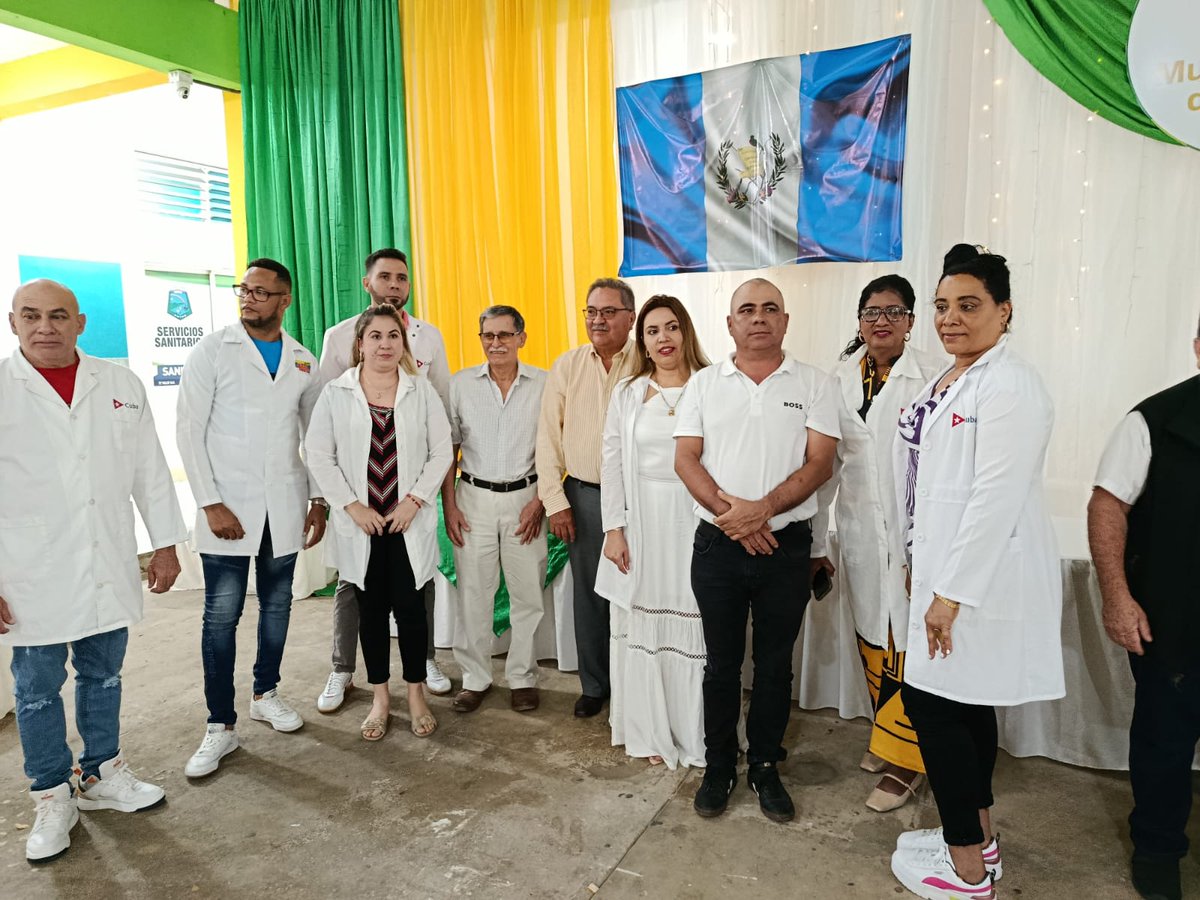 IsraelVazq6664's tweet photo. En la tarde d ayer en la sede d la municipalidad d Poptún, tuvo lugar emotivo acto d reconocimiento al trabajo realizado por la Brigada Médica Cubana en el área de Petén Sur Oriente x más 27 años, x parte de la gobernatura y las autoridades d salud d este municipio.
#BMCGuatemala https://t.co/3R49SfmUEL