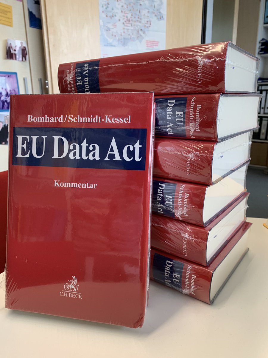 MSKBayreuth's tweet image. Was lange währt! Unser Kommentar zum #DataAct ist da und seit kurzem auch bei #BeckOnline (leider aber nicht im Hochschulmodul; senkt den Anreiz für den akademischen Autor massiv). Ganz herzlichen Dank an David Bomhard für die Initiative und allen Autorinnen und Autoren