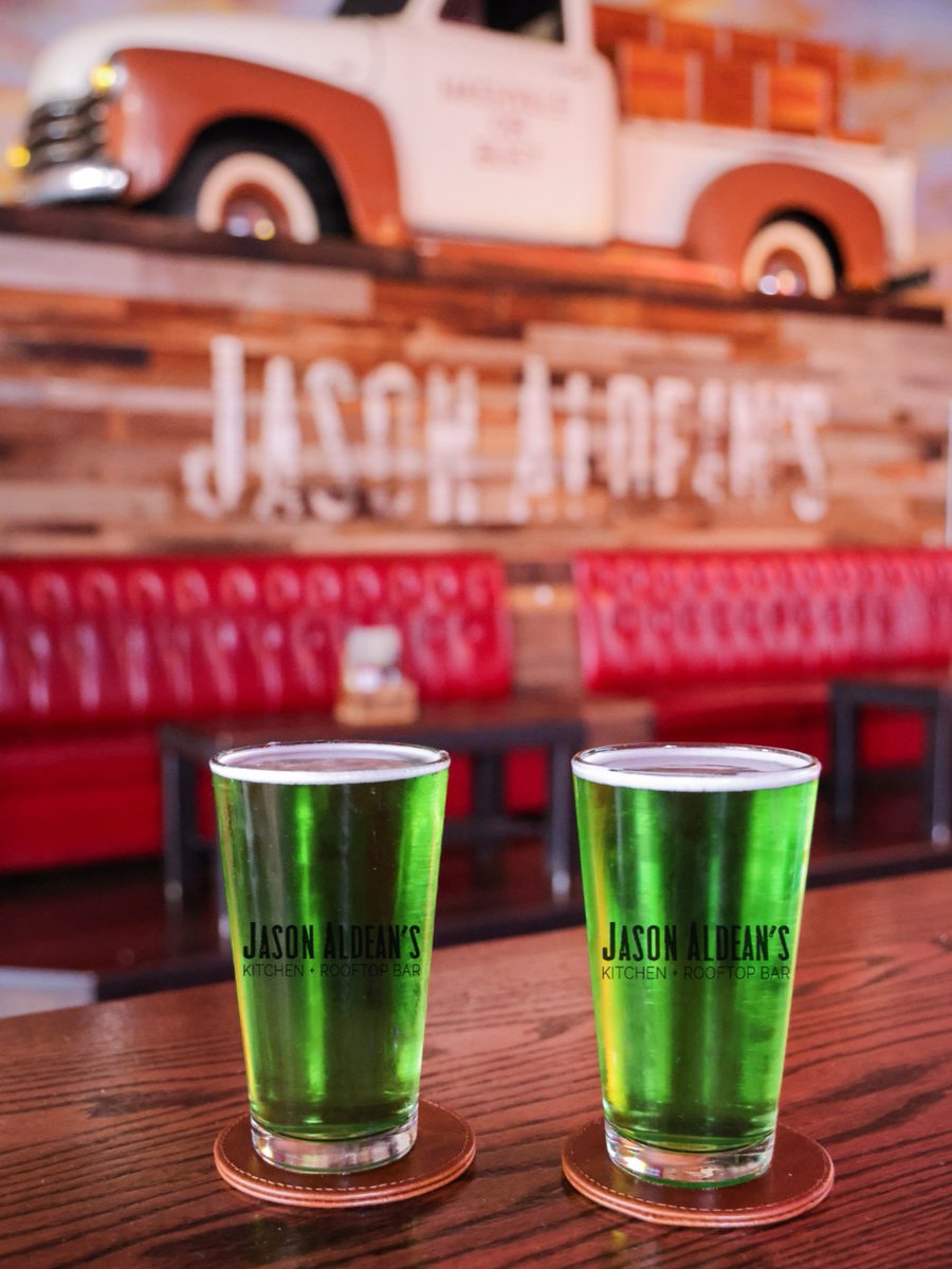 Jason Aldean's tweet media