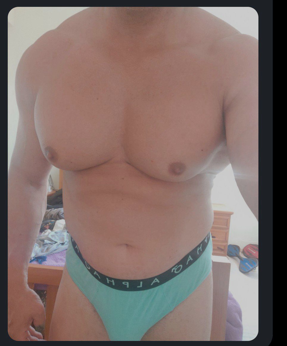 BeachDaddy tweet media