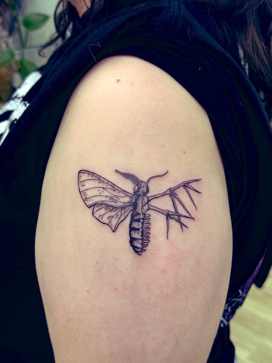 my new yab tattoo 😋 

had to dedicate my first tattoo to one of my favorite bands yippeeeee