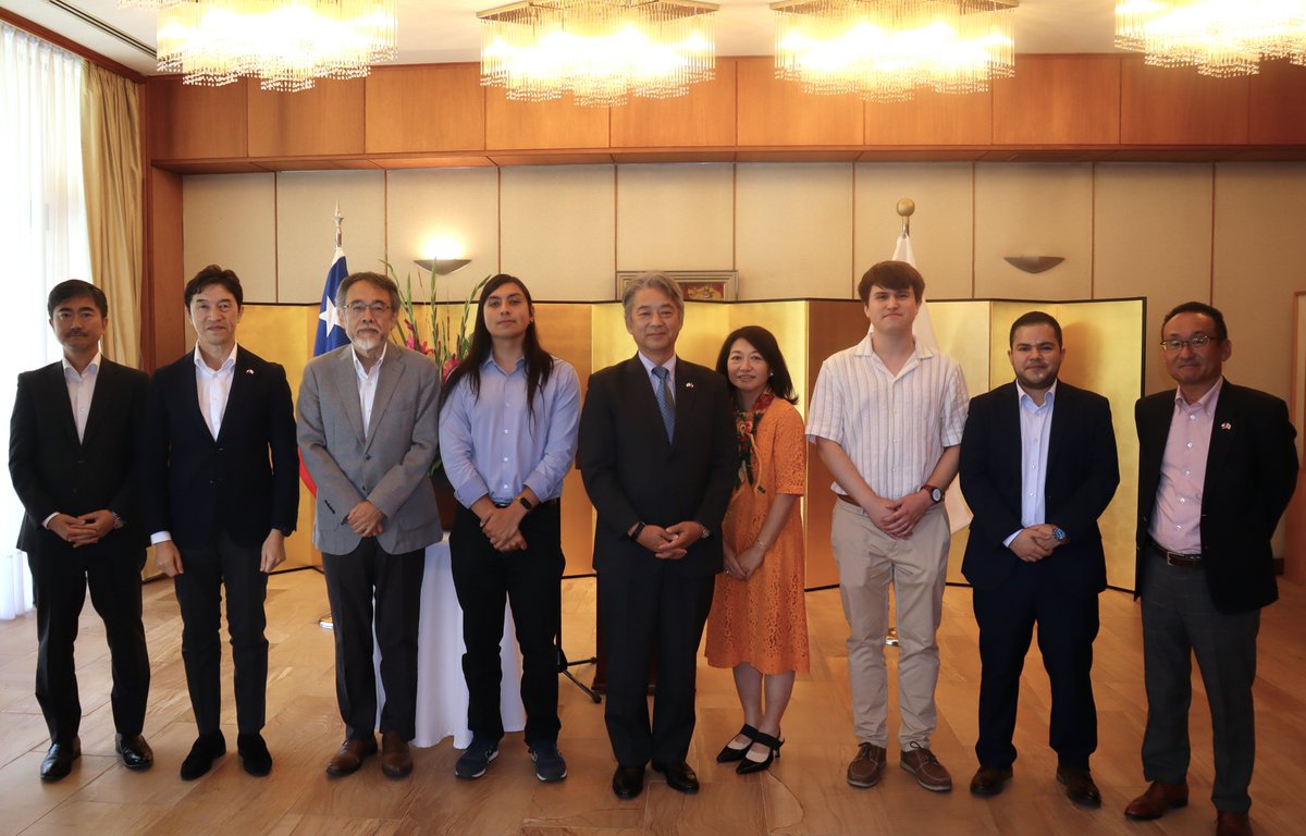 Embajada del Japón en Chile tweet media