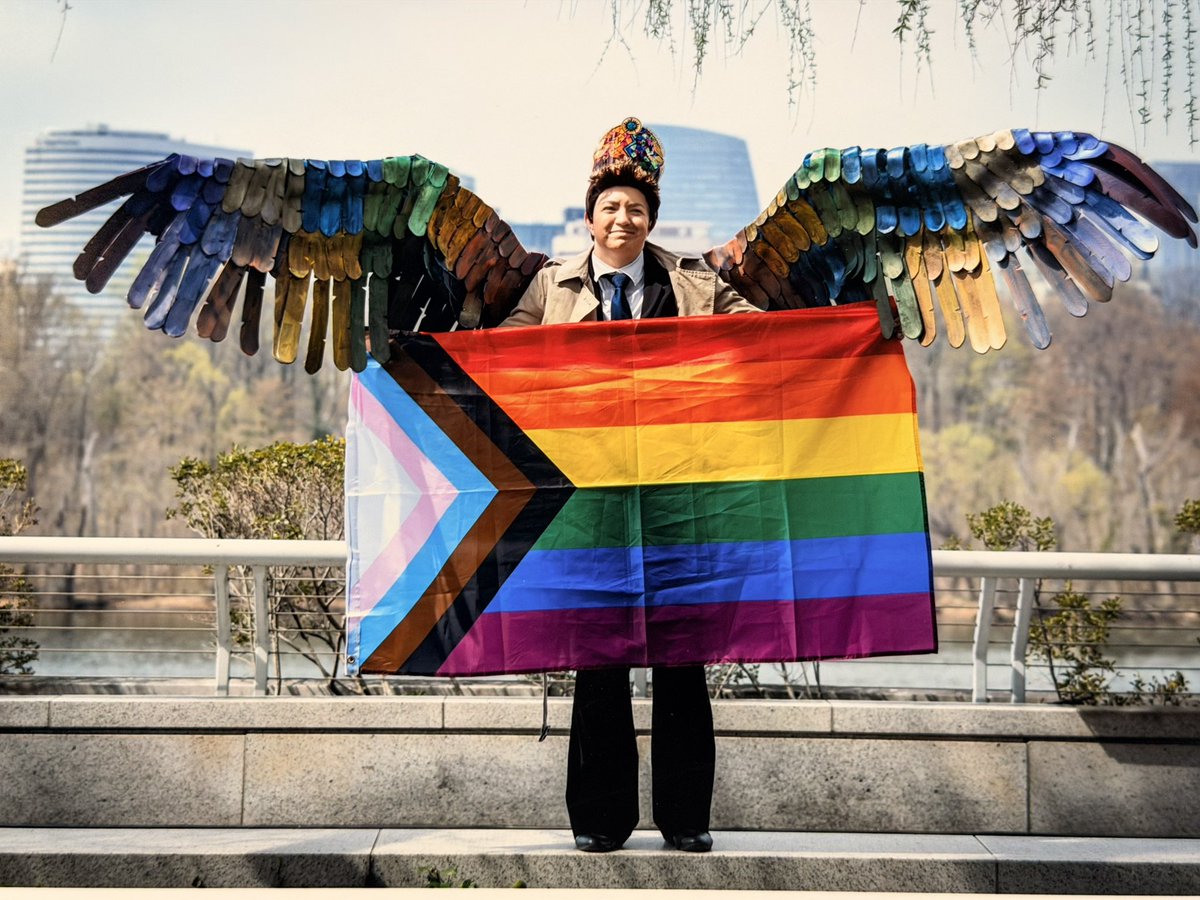 Misha Collins tweet media