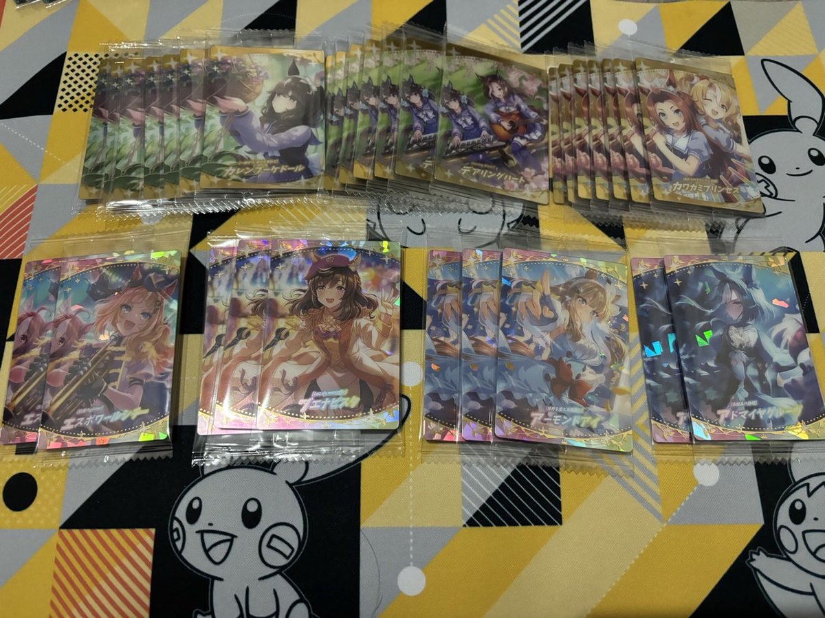 F_memo_0420's tweet photo. ウマ娘　ウエハース　交換　描き下ろし　9R

譲)画像参照1-6(数はALTに記載)

求)フェノーメノ
※代行分の為後日受け取り
描き下ろし/勝負服/SSRは1:1
集合/KV２種は1:2(当方)
制服/SRは1:3(当方)の比率で交換可能です。

名古屋手渡し/郵送
少数からでも気軽にお声がけ下さい
宜しくお願い致します https://t.co/iL9wNZpwqJ