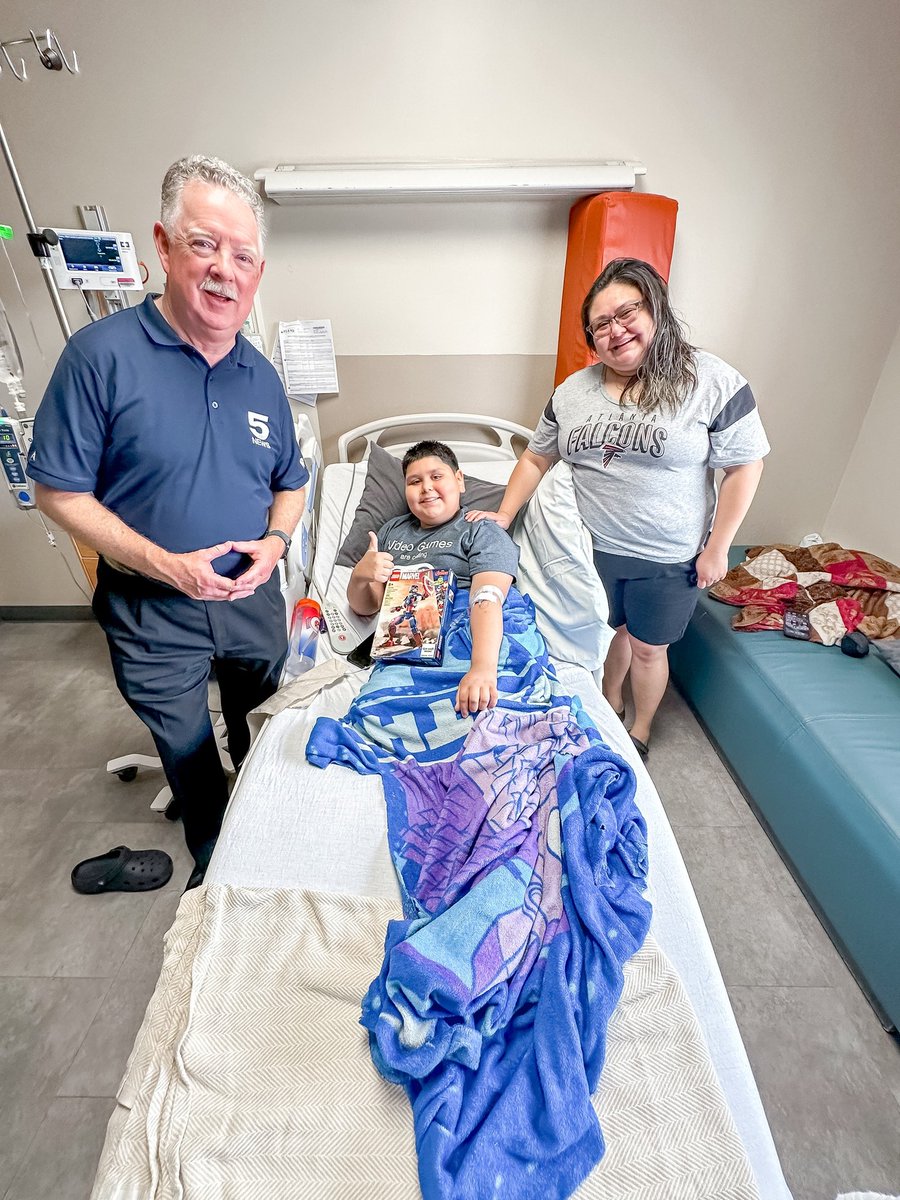 stxhealthsystem's tweet photo. This #ChildLifeMonth, #STHSChildrens would like to thank the @Aux_STHS, @KRGV Cares Closet & @SpiritHalloween for supporting the facility's #ChildLifeProgram.
A heartfelt thank you to all organizations who've supported #STHSChildrens over the years! https://t.co/11RUPwpvzU