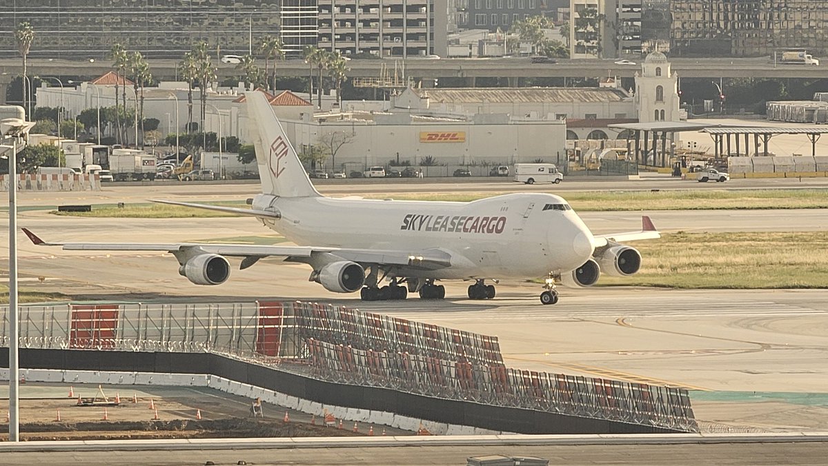 ZiboFox🔜FWA tweet media