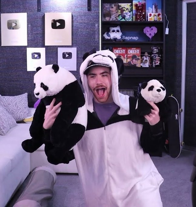 kiki ⁰¹⁶ ⁰⁵⁵ tweet media