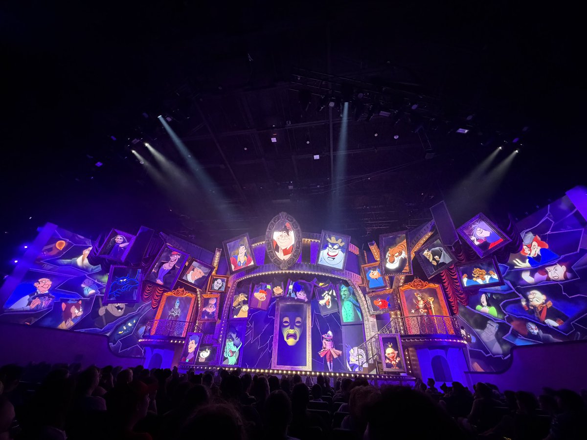 DisneyClipsGuy tweet media