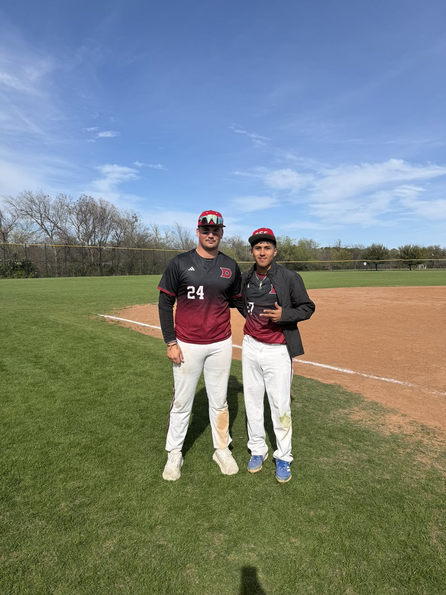 DCCBaseball2010's tweet photo. The Crusaders prospect team wins gm2 today 5-2! Isaac Casas throws a complete game and Zack May has a 3-hit game with 2 doubles. https://t.co/TpT1DIDQKE
