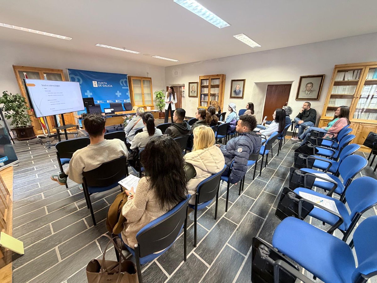 CCAobarco's tweet photo. Hai uns días celebramos outra sesión de formación para os nosos membros. 
Como xestionar as finanzas da túa empresa. 

Esta formación realizouse en colaboración co polo de emprendemento.

@comerciogalego 
@xuntagalicia 
@concello_barcodevaldeorras 
@polodeemprendemento https://t.co/3EoXTvvvV7