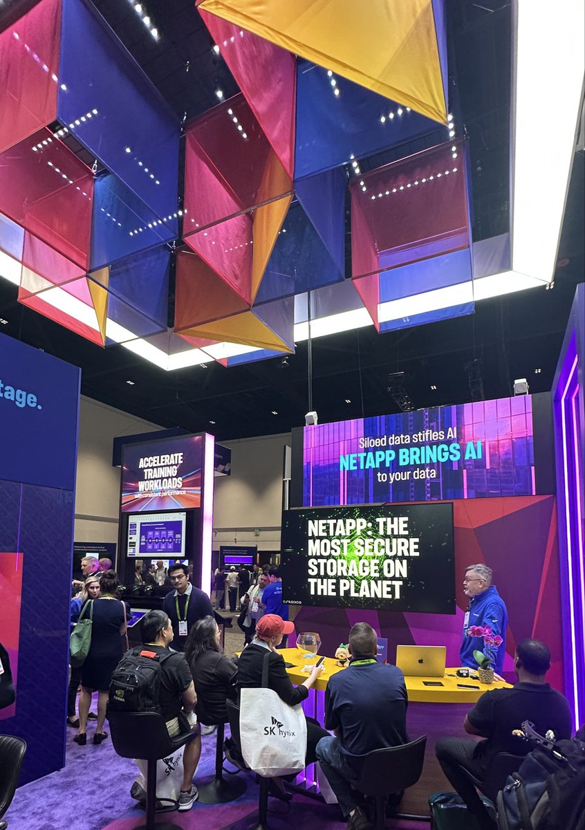 NetApp tweet media