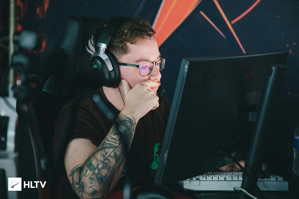 GameHunters tweet media