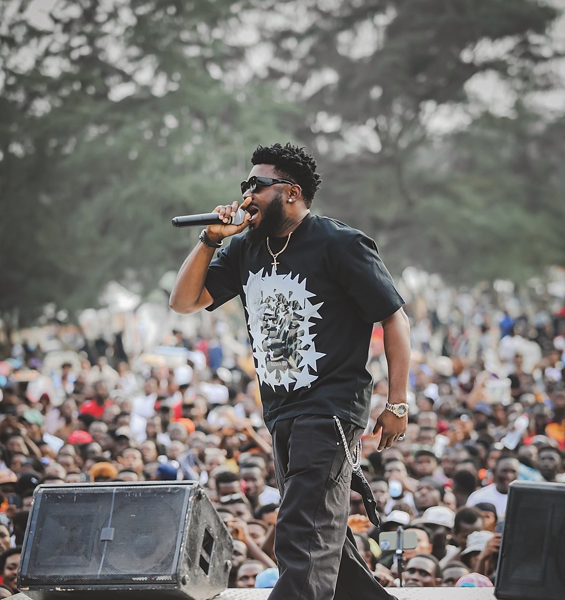 Kofi Kinaata tweet media