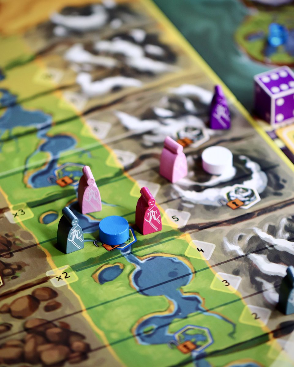 Tabletopping tweet media