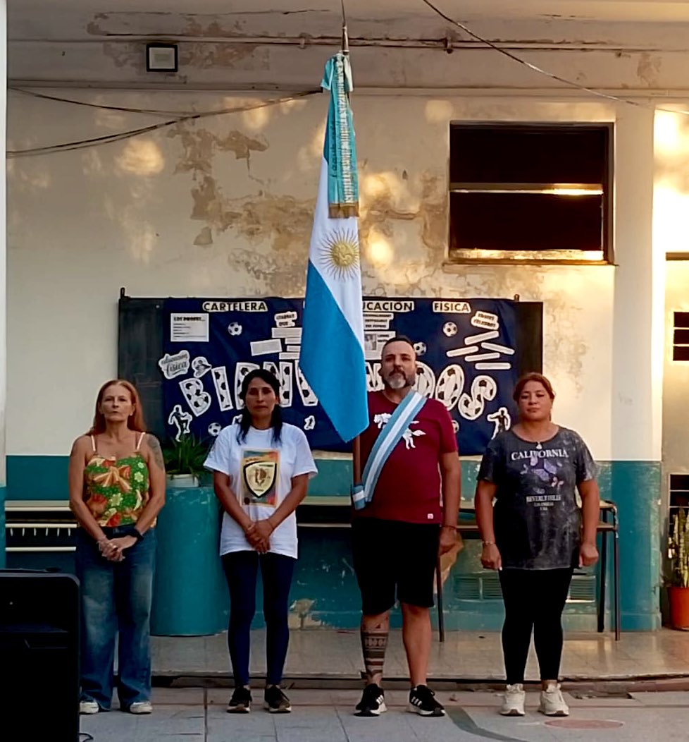 Gustilin tweet media