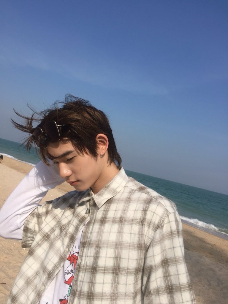 𝓖 JS – on hiatus. tweet media