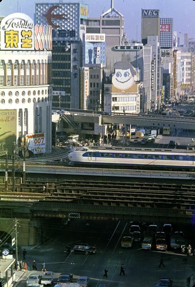 懐かし屋 tweet media