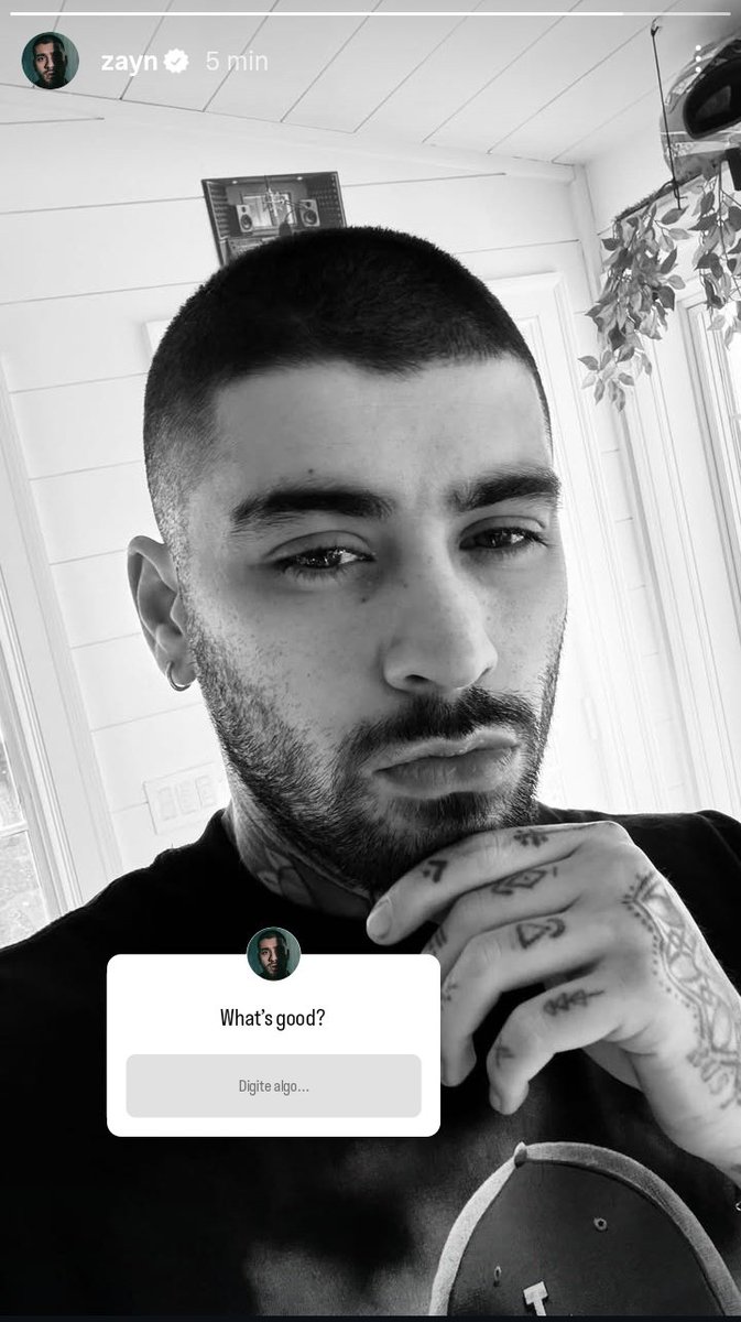 zaynbrupdate's tweet photo. SOCORRO! Zayn postou uma caixinha de perguntas no story!!!! https://t.co/17J8tEAxG0