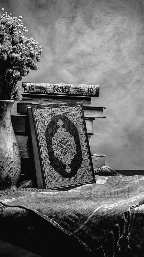 Qaaaaf786's tweet photo. اِنَّاۤ اَنْزَلْنٰهُ فِیْ لَیْلَةِ الْقَدْرِﭕ
بیشک ہم نے اس قرآن کو شب ِقدر میں نازل کیا۔ https://t.co/73mavREgj8