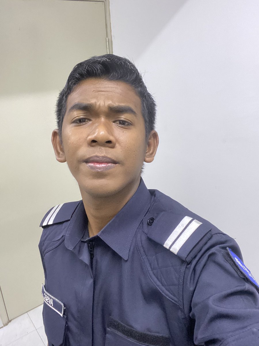 Mr.Broken tweet media