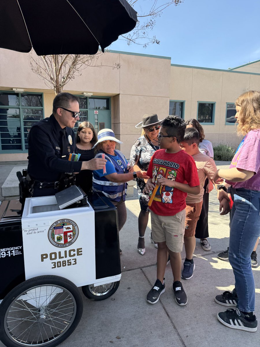 LAPD Van Nuys Div. tweet media