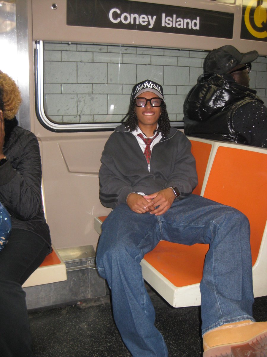 squidallday's tweet photo. manifesting my move to nyc. it’s coming soon https://t.co/tBXzy9RkTr