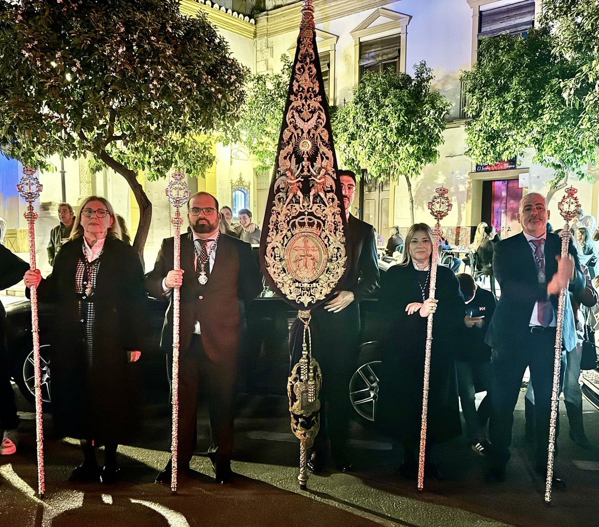 Cofradía del Rocío tweet media