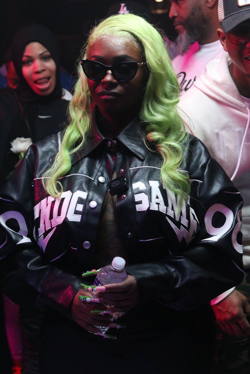 Sir Lean tweet media