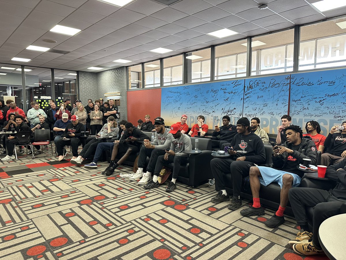 Wyatt Nun tweet media