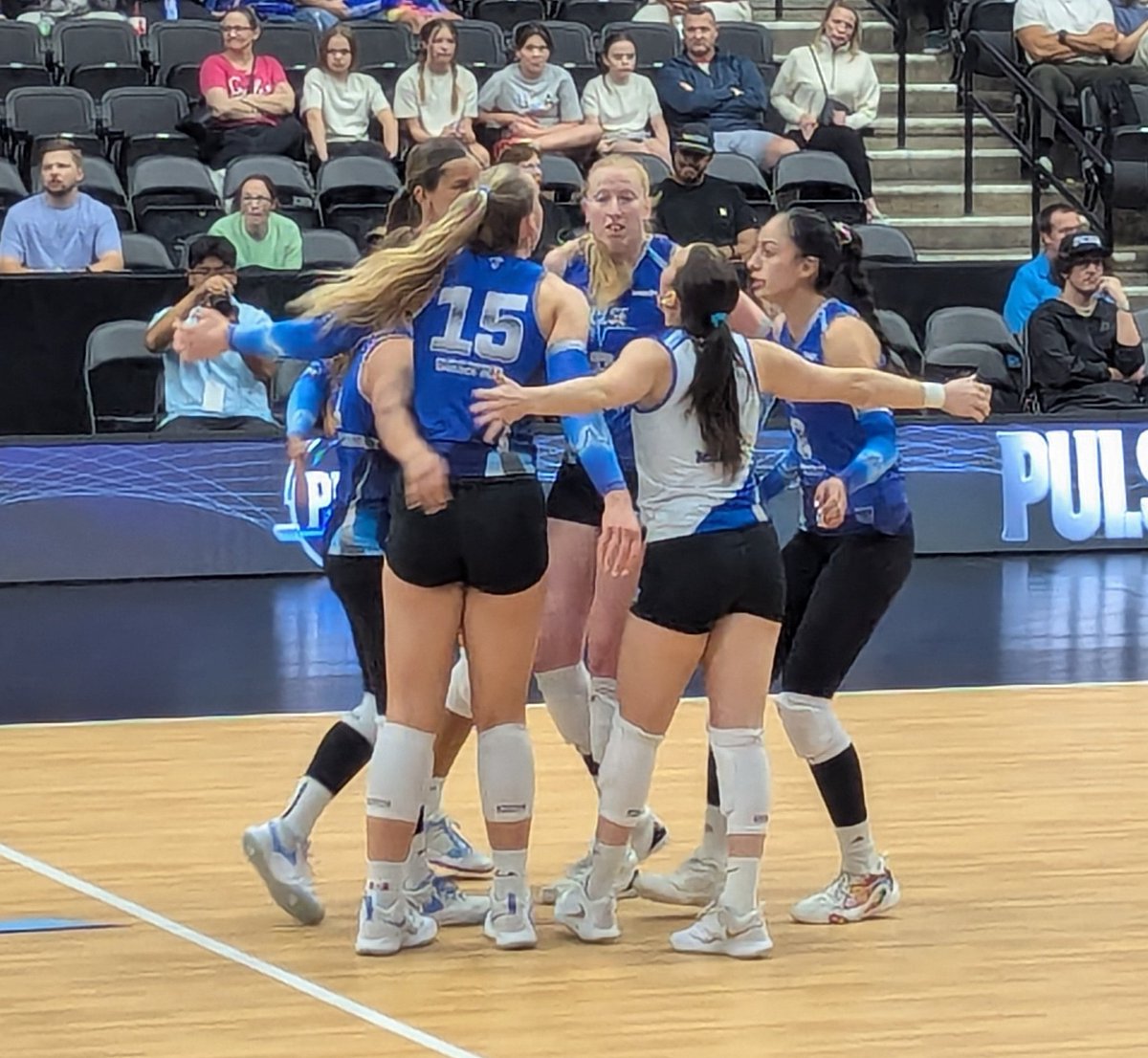 Navarro Volleyball tweet media