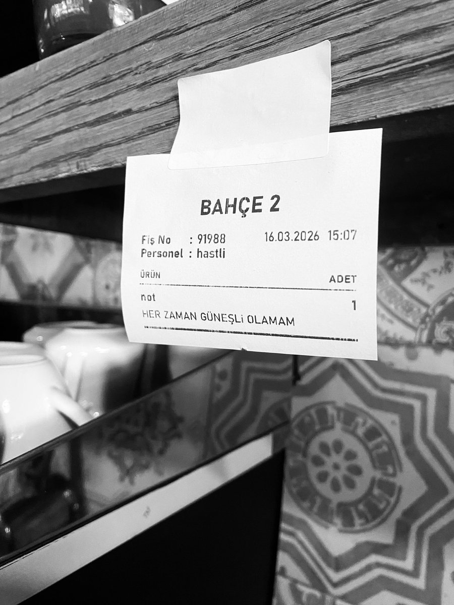 Sueda ama hiç mutlu değil tweet media