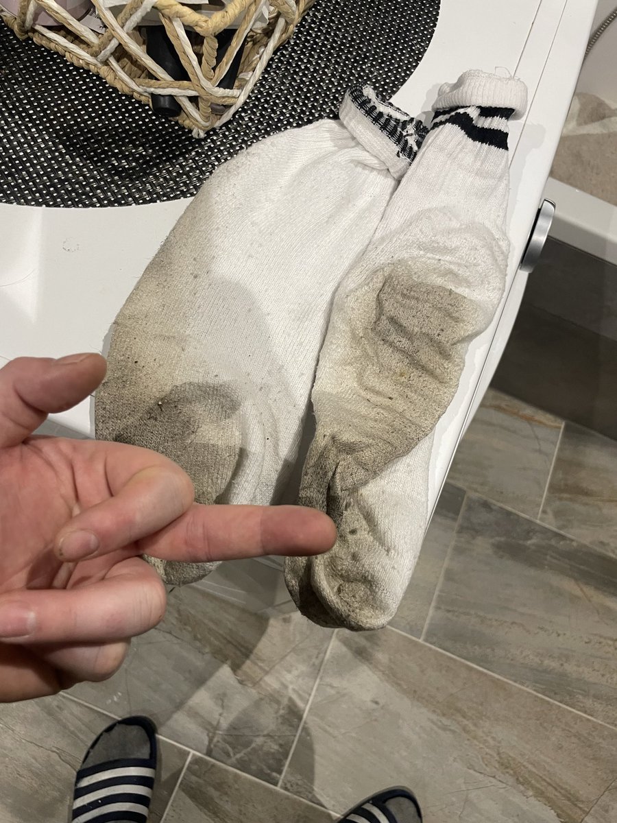 MMike11324's tweet photo. Uff Feinste  Alpha Qualität 💦😎

Der Duft verfolgt dich &amp; sagt dir Knie nieder 😉

Sabber  🤤 wie mein 🐶

Geschmack ist King 👊

#AlphaSocken #Alpha #Sklaven #Feet #Sissy #Fuck #Sklaven #Loser #Master #Session #Sox #Sub https://t.co/Hz9HcjZmR6