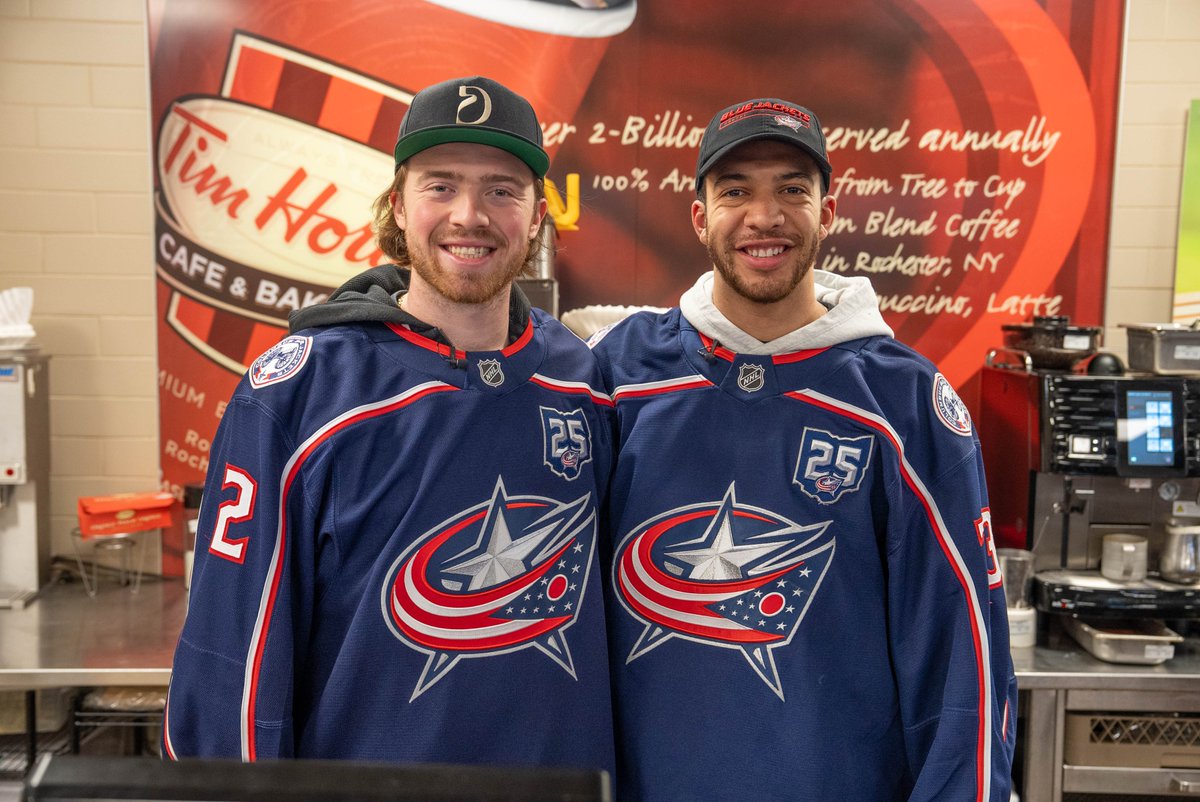 BlueJacketsNHL's tweet photo. A fun way to fuel up for the week! ☕️

Jet and Christy took over the @TimHortonsUS drive thru serving up fresh coffee and donuts and meeting fans who stopped by! https://t.co/BFP6wlNuhf