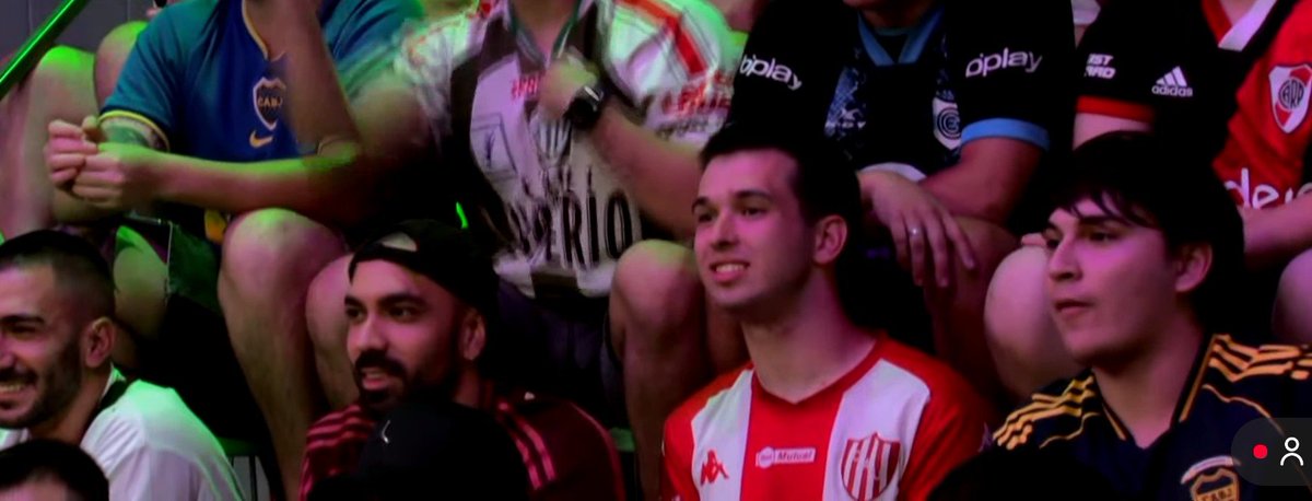 No sé quién es el tatengue que está en el Tribunero pero quiero que sepa que me hizo muy feliz ver un tatengue ahí