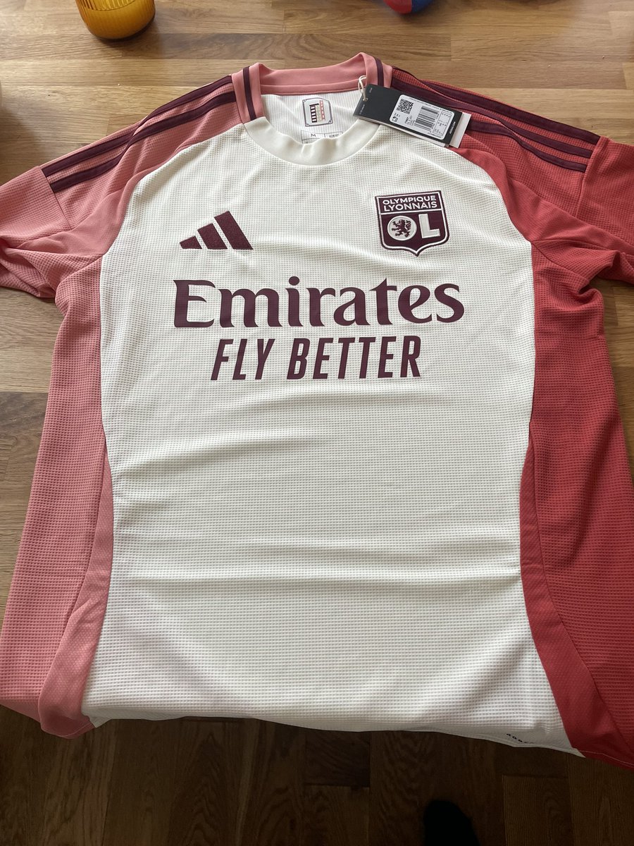 Ben Smith tweet media