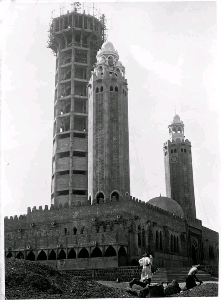 salioumbackefa1's tweet photo. Pardonne à ceux qui ont construit son très haut édifice, et pardonne à ceux qui leur en 
ont donné l’ordre Et à l'ensemble de ceux qui les ont aidés à construire son édifice qui, par Tagrâce, s’est élevé Pardonne à tous ceux qui y résident, ainsi qu’à tous ceux qui en dépendent

Xaadim Rasuul •Matlabul fawzeyni

#liggeeyujumaahji