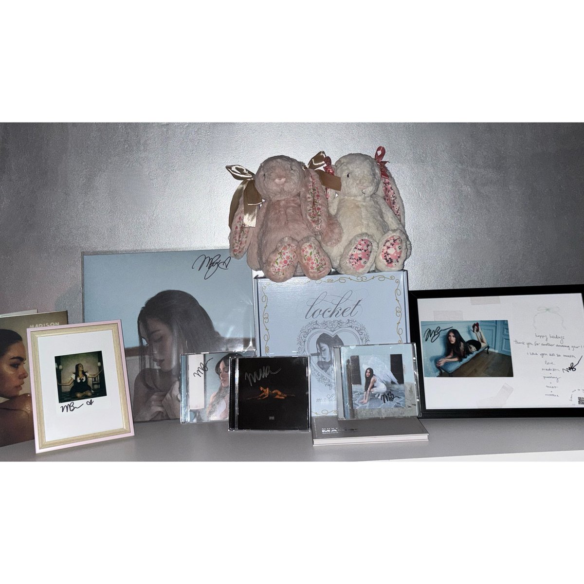 𝐍𝐚𝐨𝐦𝐢 tweet media