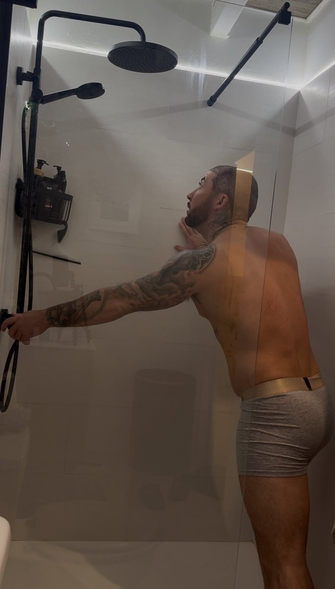 MIKE DURRANT tweet media