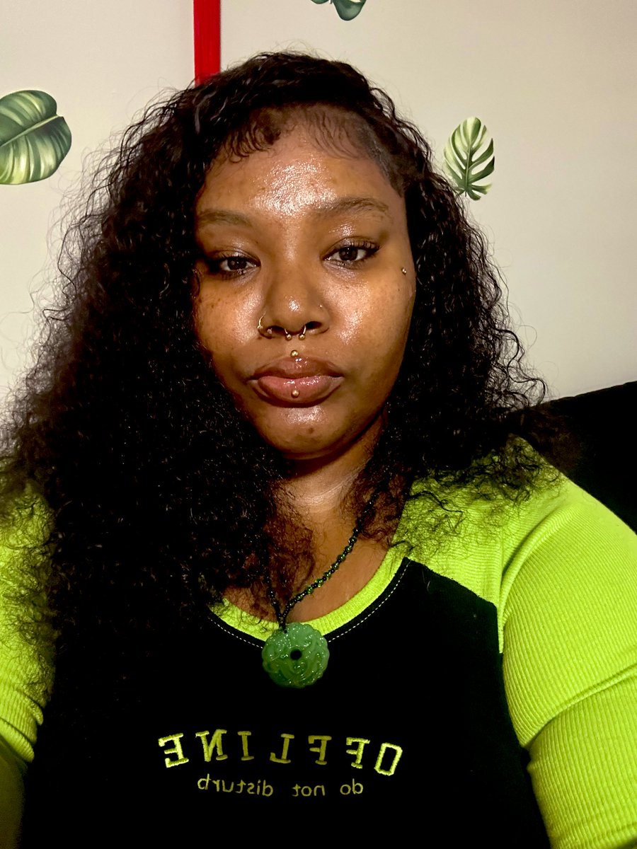 aphr0di5iac tweet media