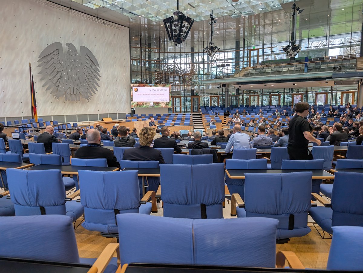 Space Tristan tweet media