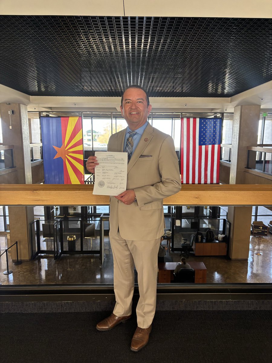 LopezForArizona tweet media