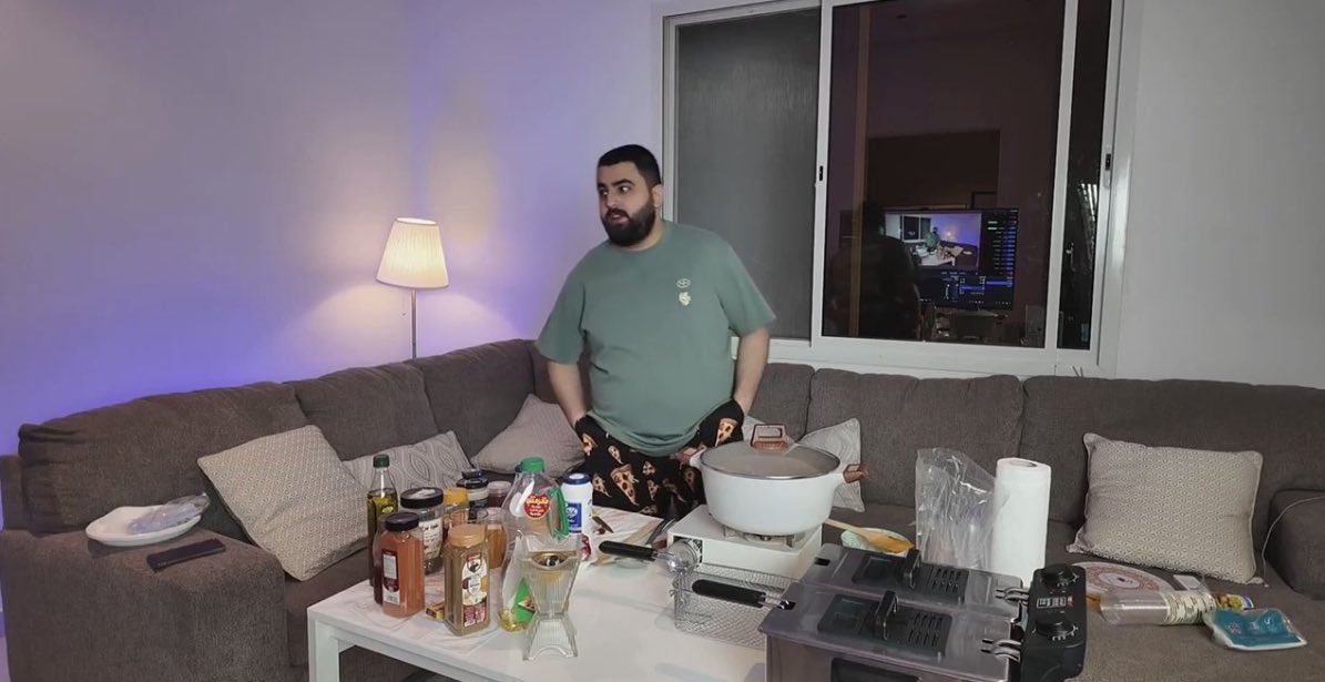 Max Basil tweet media