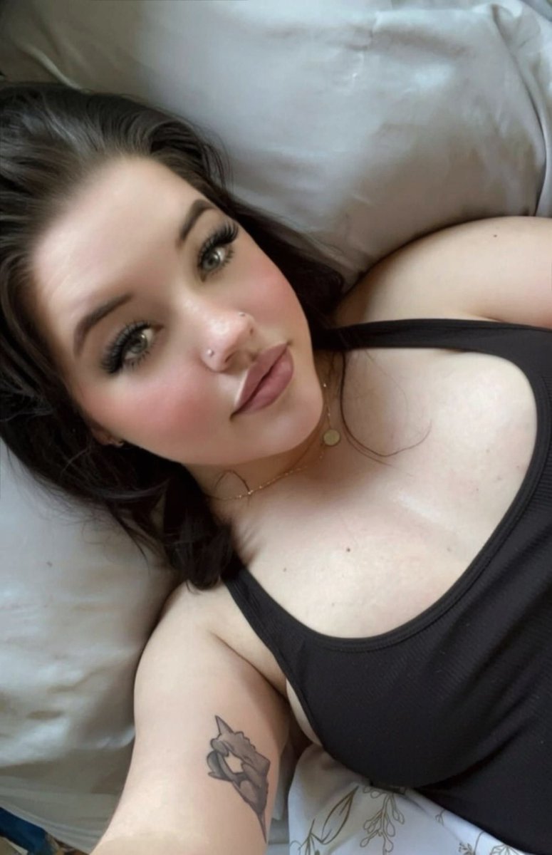 assley titsdale tweet media