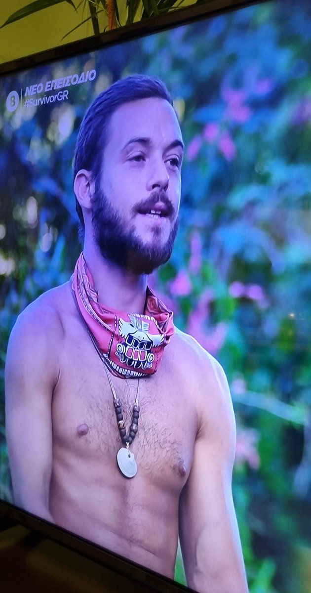 Deligapos's tweet photo. #survivorGR26 αντε βρε παλιβλακα  βουλωσε το πολυ τουπε εχεις καραγκιοζακο https://t.co/Eez04ttNII