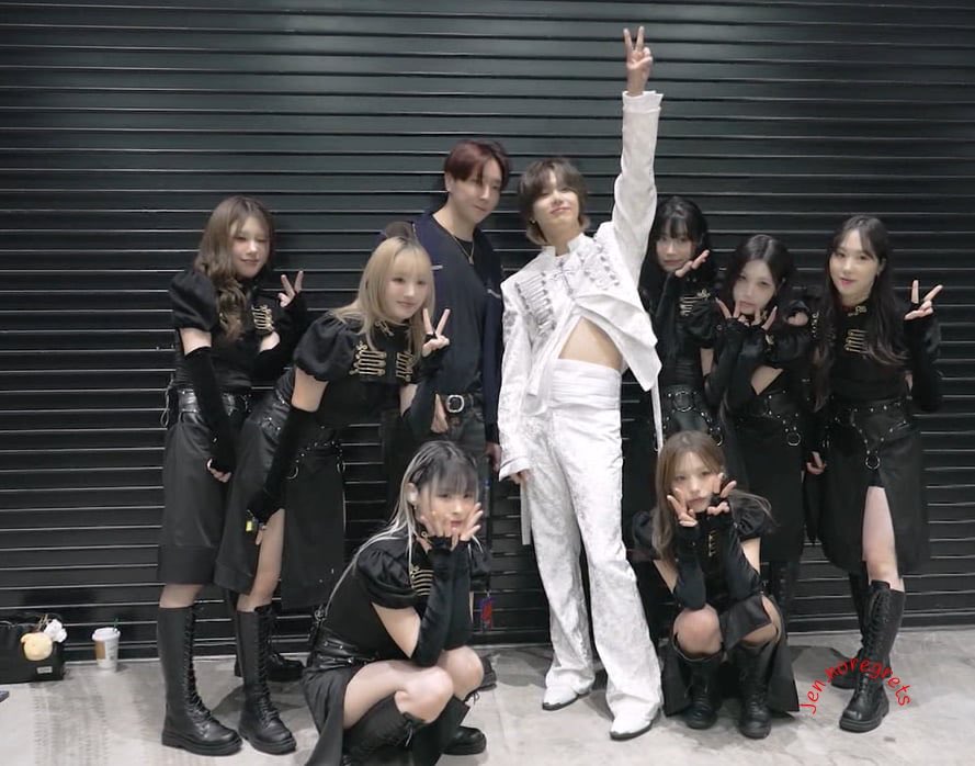 Jen Singleton (Jen Lee) tweet media