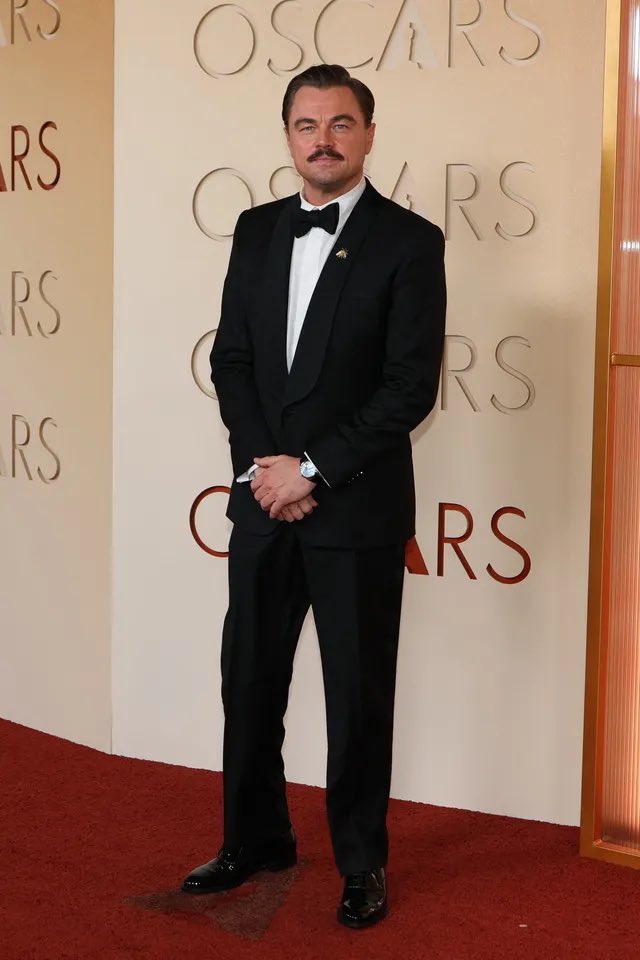 Urban Composition tweet media