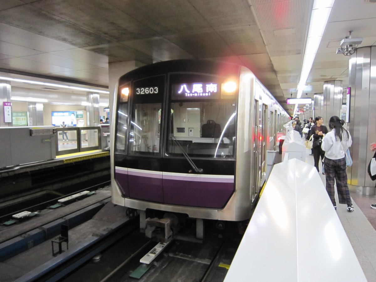 kirktoye's tweet photo. 大阪メトロで活躍してる車両達を撮影。JR同様、新しい車両が目立つようになりました!! https://t.co/Y4KV5JaoMT